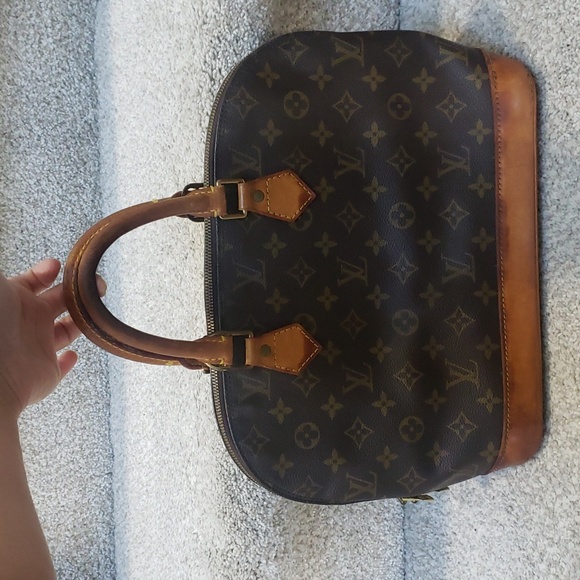 Louis Vuitton Monogram Alma Authentic - Picture 1 of 11